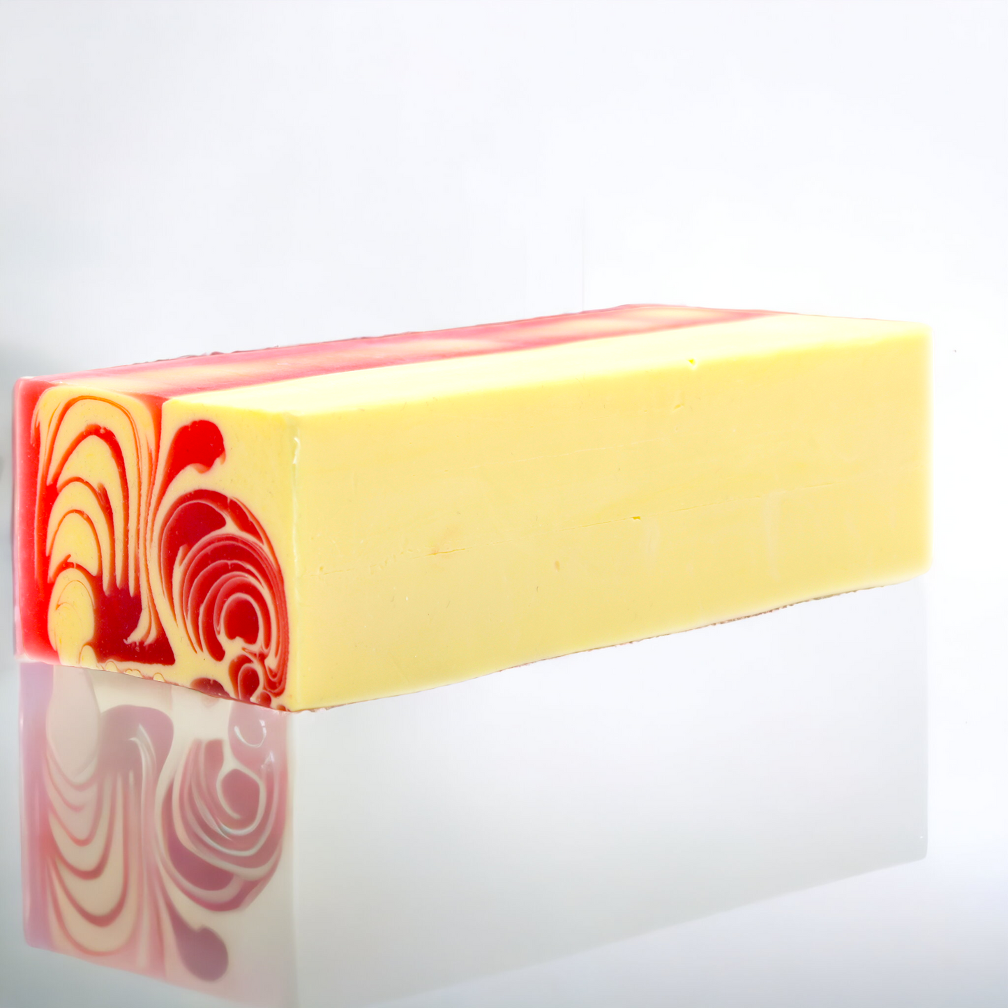 Savon artisanal FRAISE-Collection "HandMade Design"