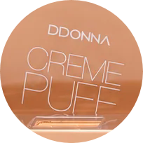 🆕🌸 Poudre Compacte Crème Puff D’Donna – Teint Matifié & Effet Airbrush🆕