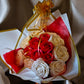 Bouquet Artisanal de Roses Blanches et Rouges