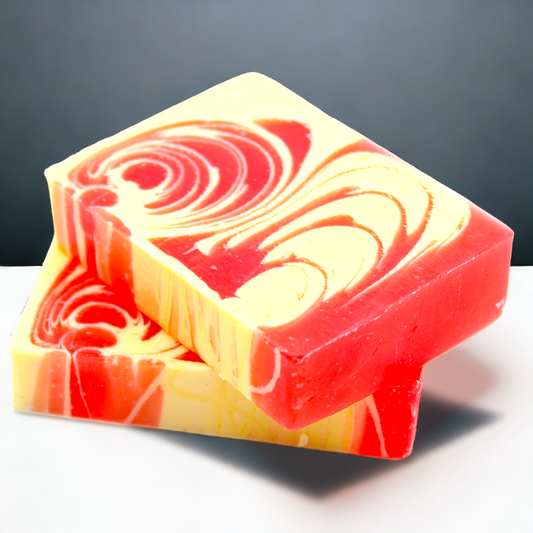Savon artisanal FRAISE-Collection  "HandMade Design"