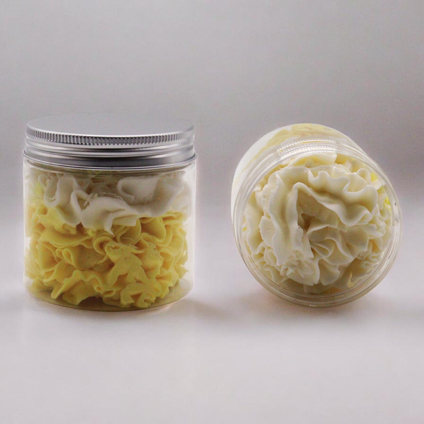 🔥🆕 SAVON CRÈME FOUETTÉE "VANILLE" 120GR🆕🔥